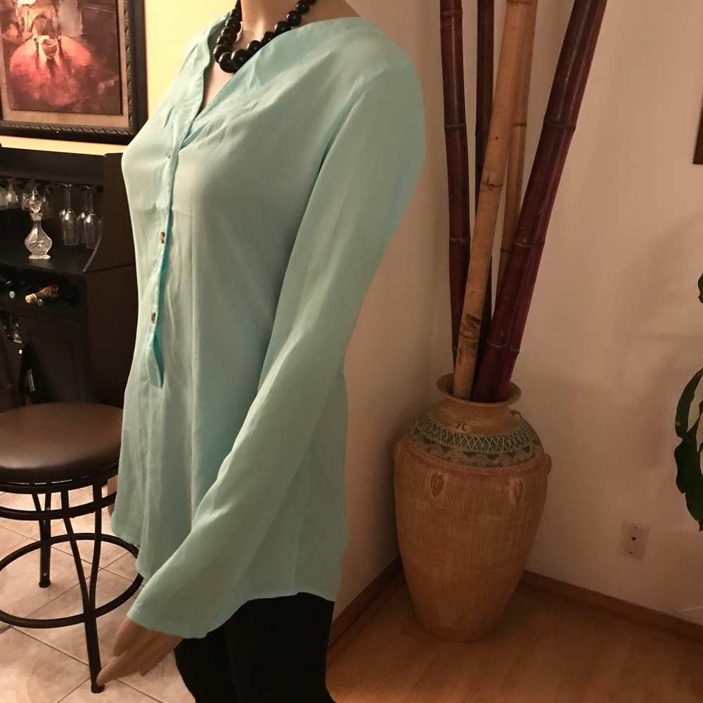 Blouse - Picture 3 of 4